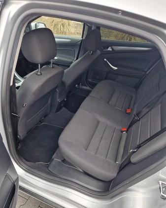 Ford Mondeo cena 30000 przebieg: 232000, rok produkcji 2014 z Wrocław małe 106